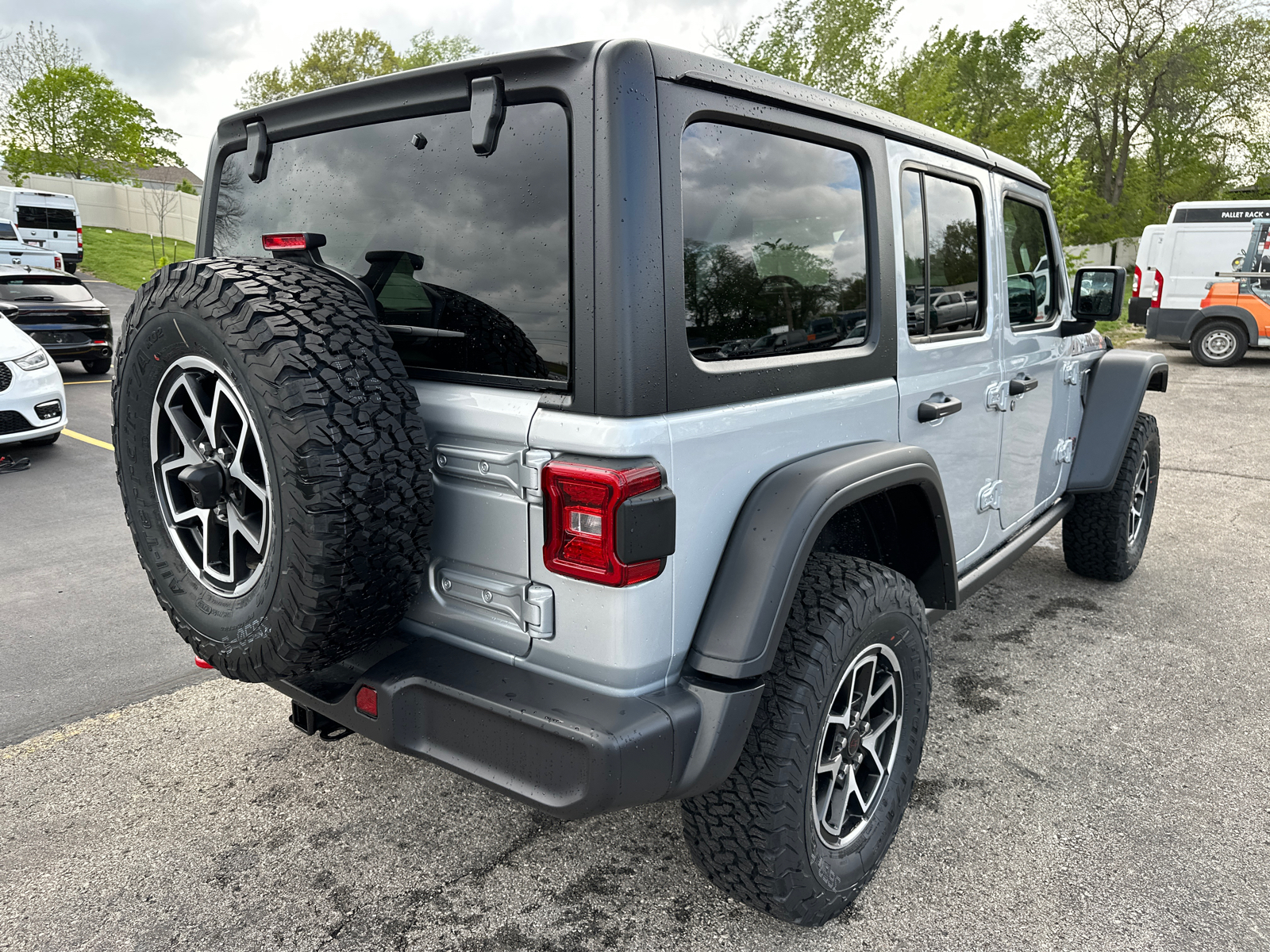 2024 Jeep Wrangler Rubicon 5