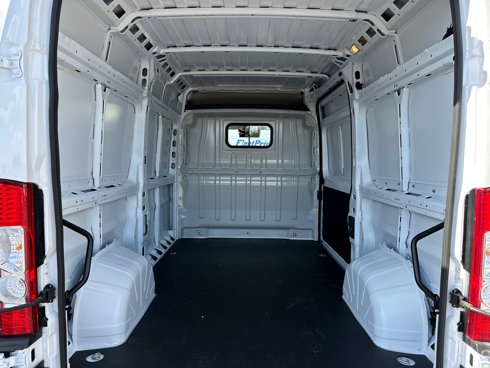 2024 Ram ProMaster 1500 Base 9