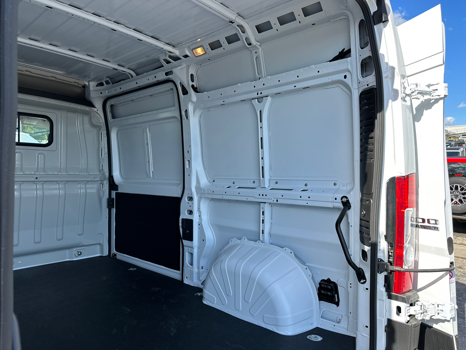 2024 Ram ProMaster 1500 Base 10