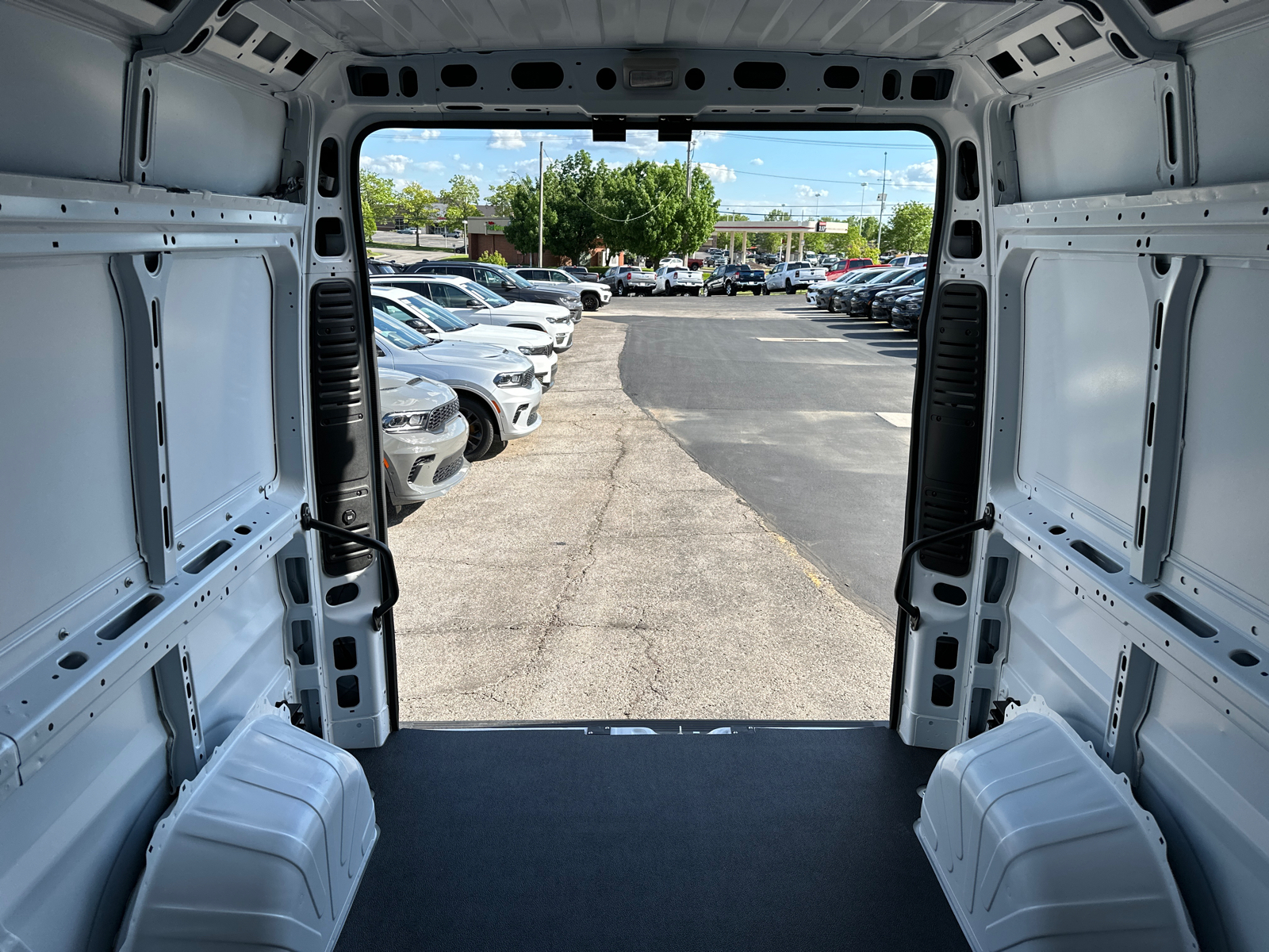 2024 Ram ProMaster 1500 Base 13