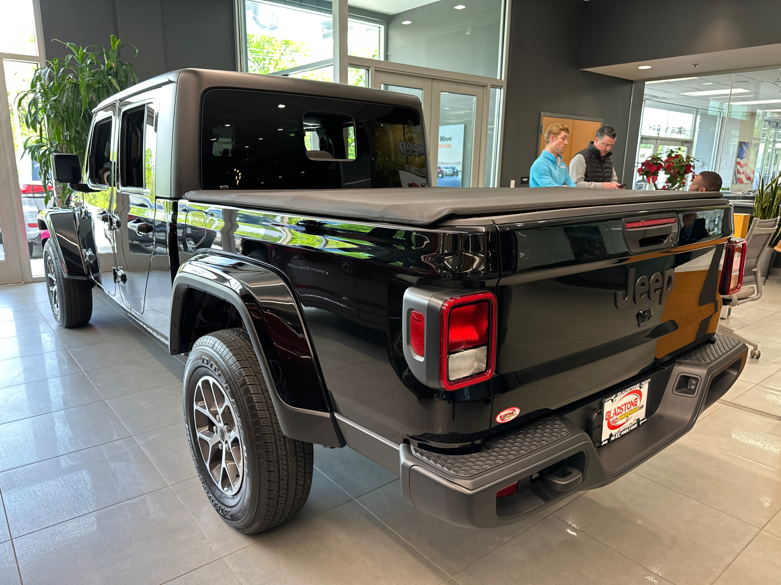 2024 Jeep Gladiator Sport 5