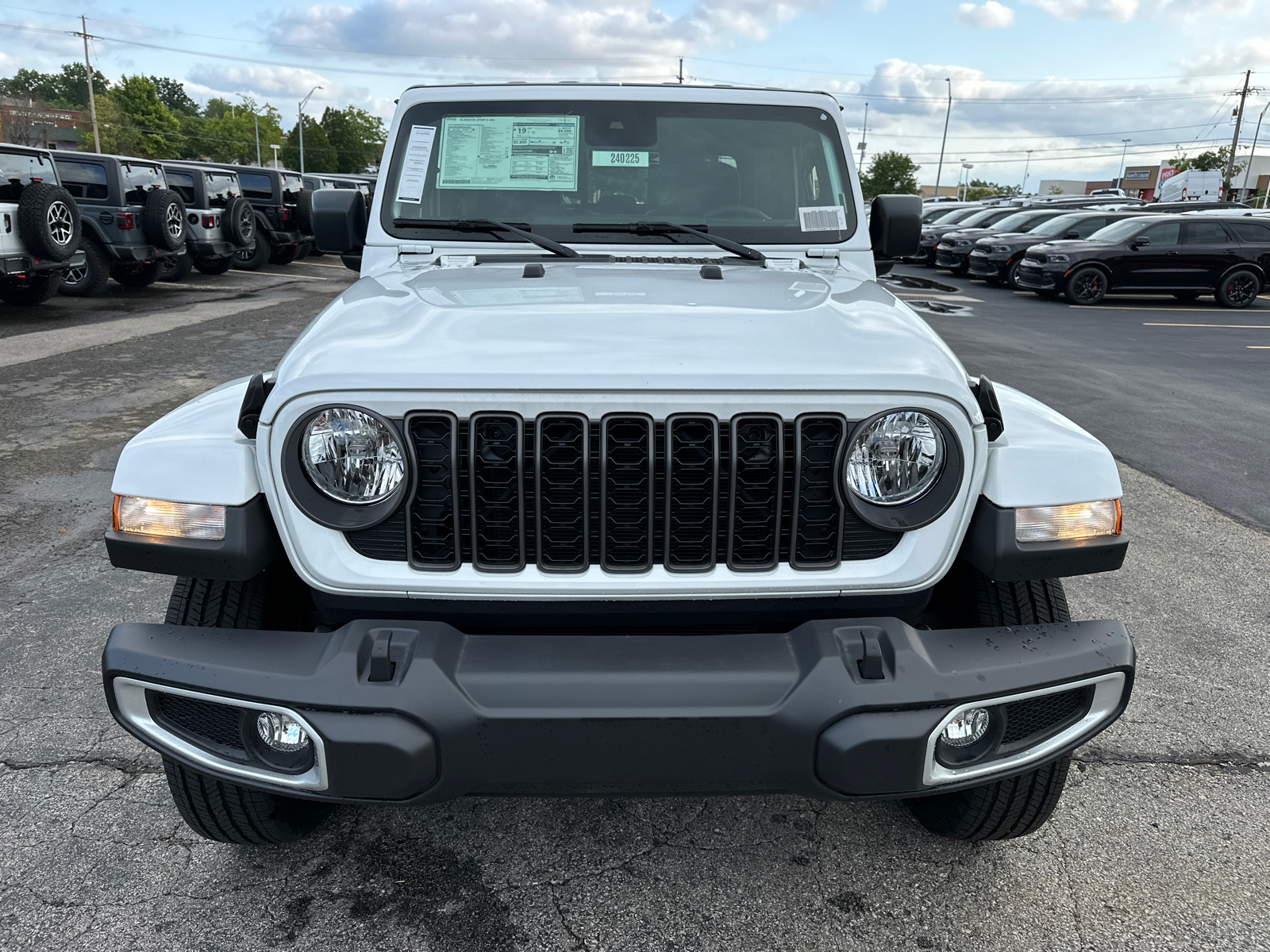 2024 Jeep Gladiator Sport 3