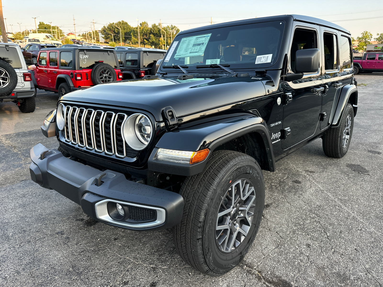 2024 Jeep Wrangler Sahara 2