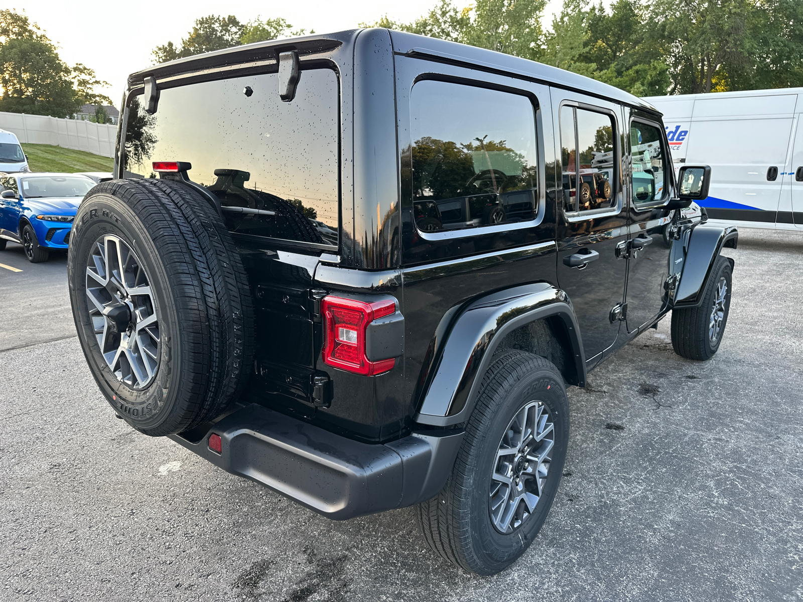 2024 Jeep Wrangler Sahara 6