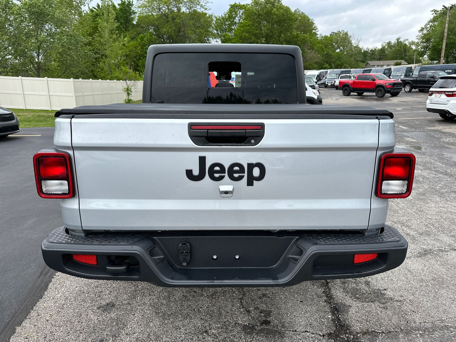 2024 Jeep Gladiator Sport 6