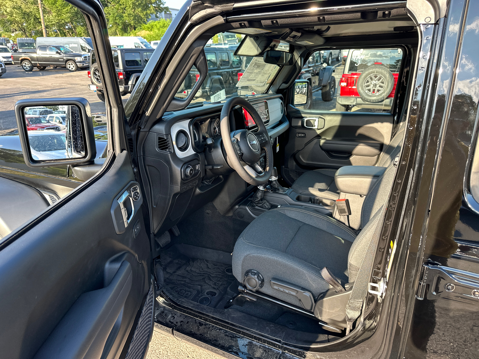 2024 Jeep Wrangler Sport S 33