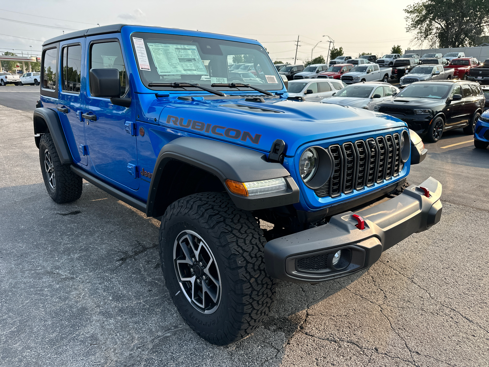 2024 Jeep Wrangler Rubicon 4