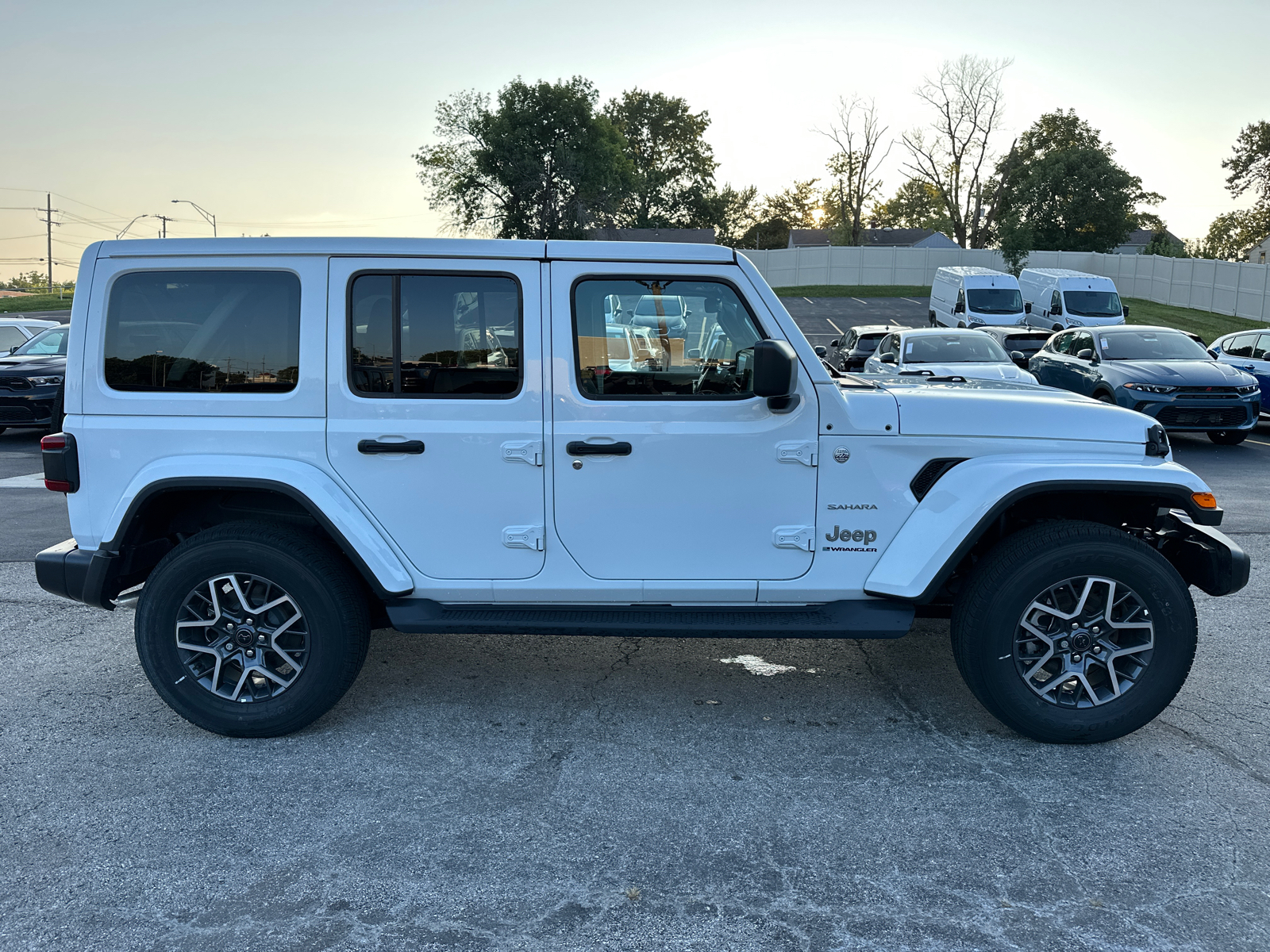 2024 Jeep Wrangler Sahara 5