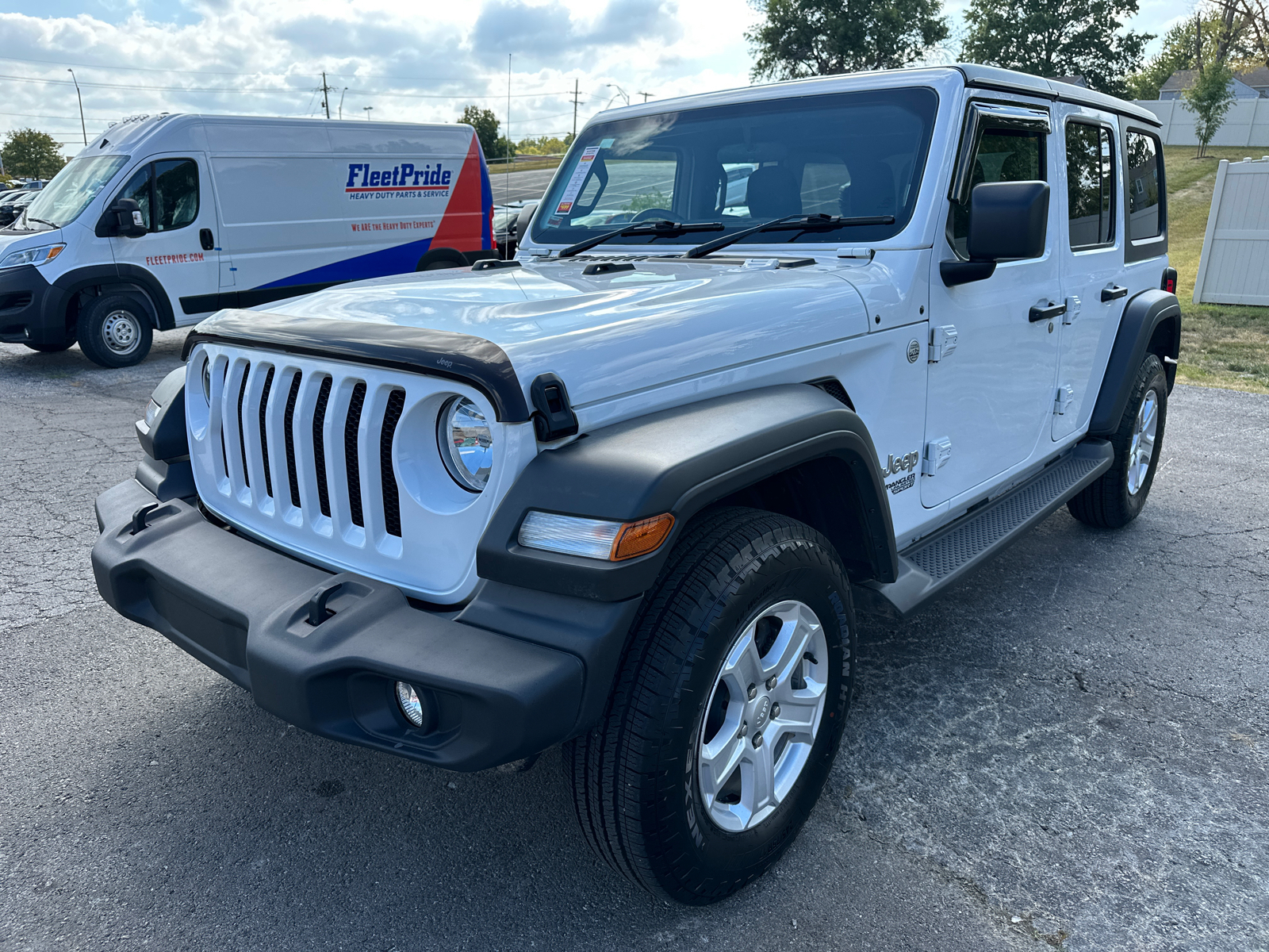 2021 Jeep Wrangler Unlimited Sport RHD 2