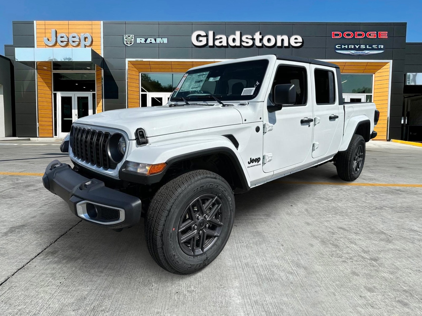 2024 Jeep Gladiator Sport 1