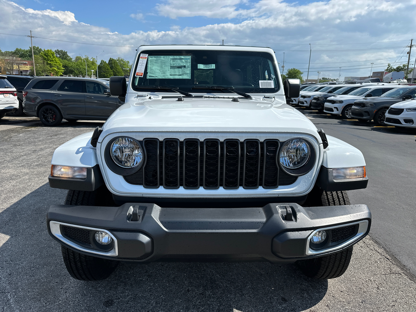 2024 Jeep Gladiator Sport 2