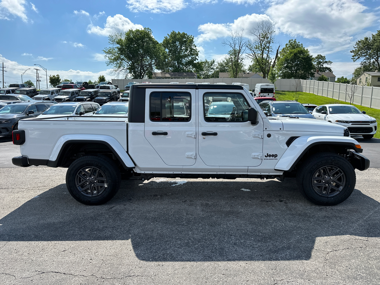 2024 Jeep Gladiator Sport 4