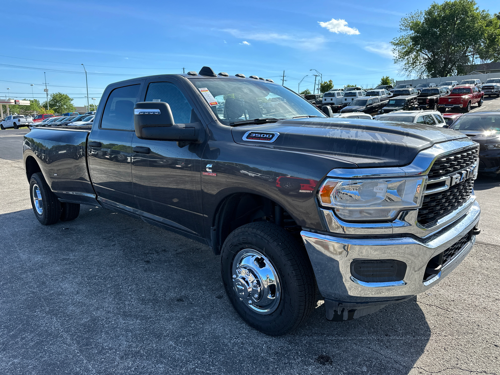 2024 Ram 3500 Tradesman 3