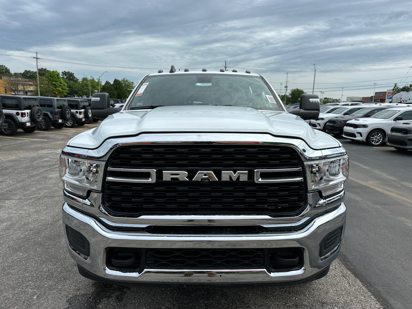 2024 Ram 3500 Tradesman 2