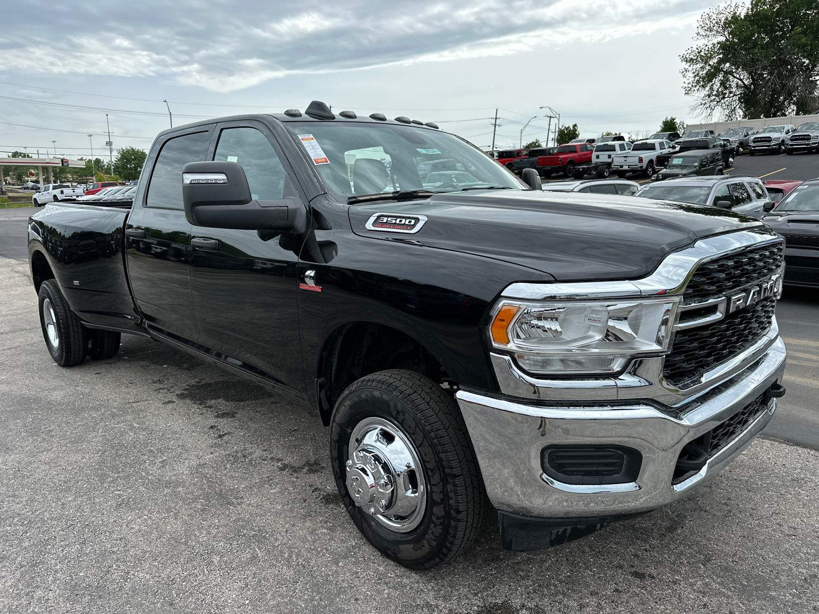 2024 Ram 3500 Tradesman 3