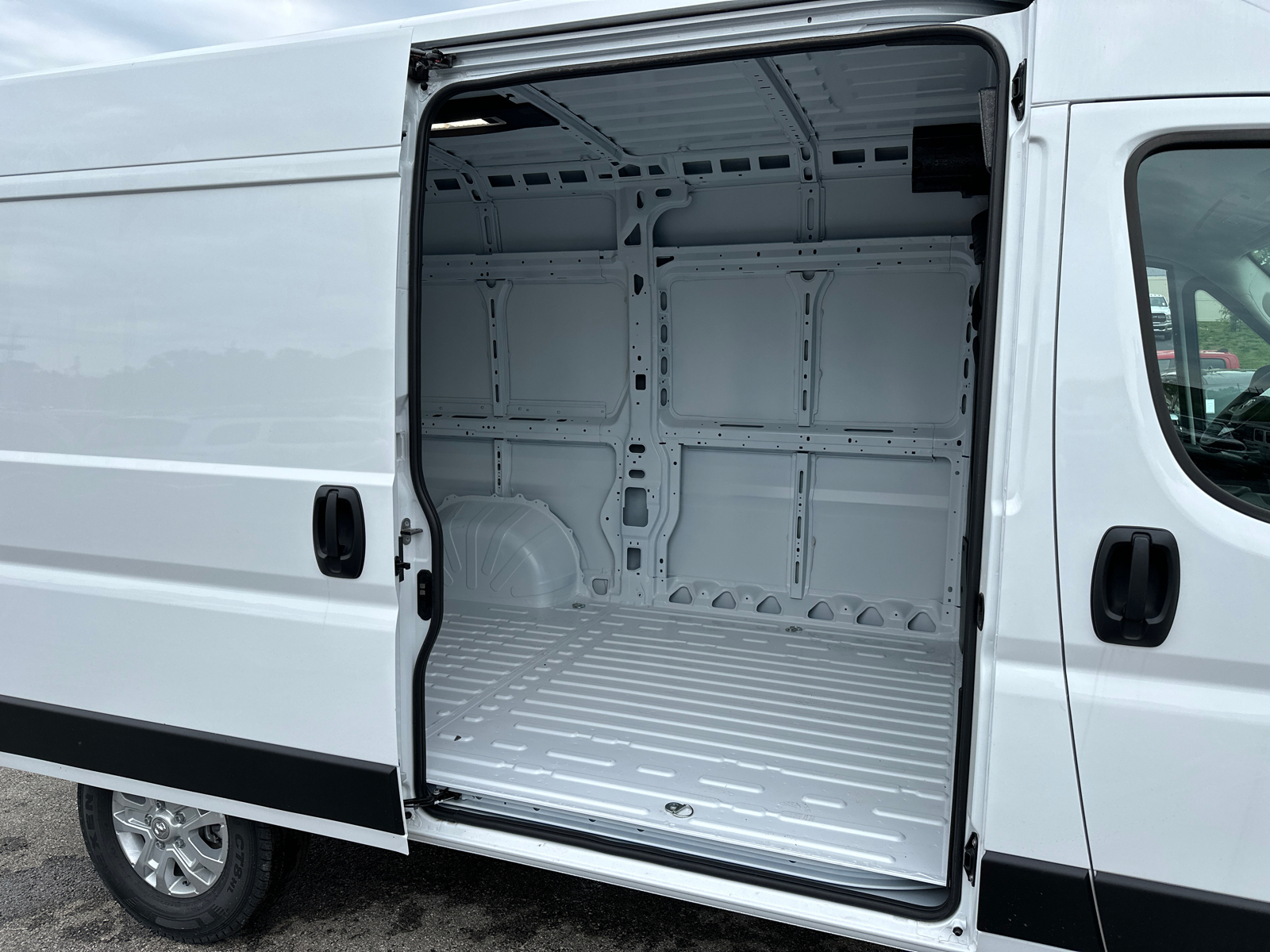 2024 Ram ProMaster 1500 Base 16