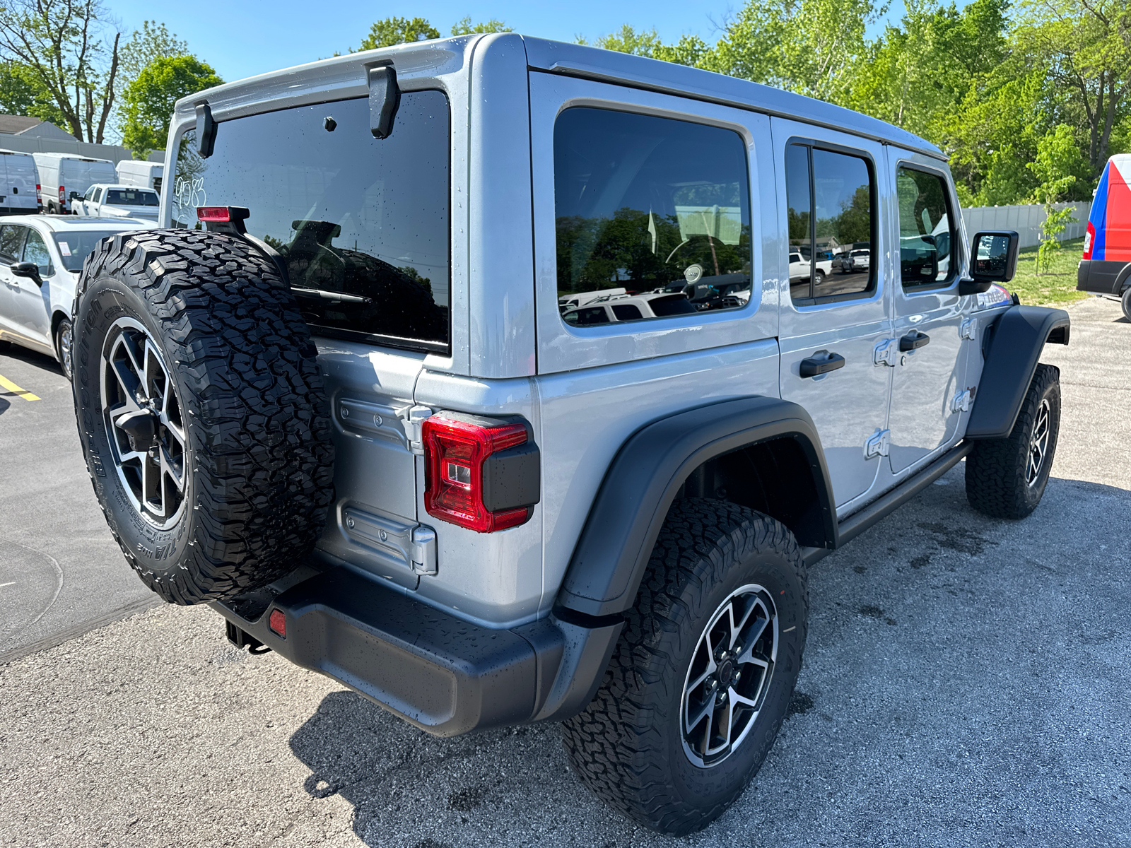 2024 Jeep Wrangler Rubicon 5