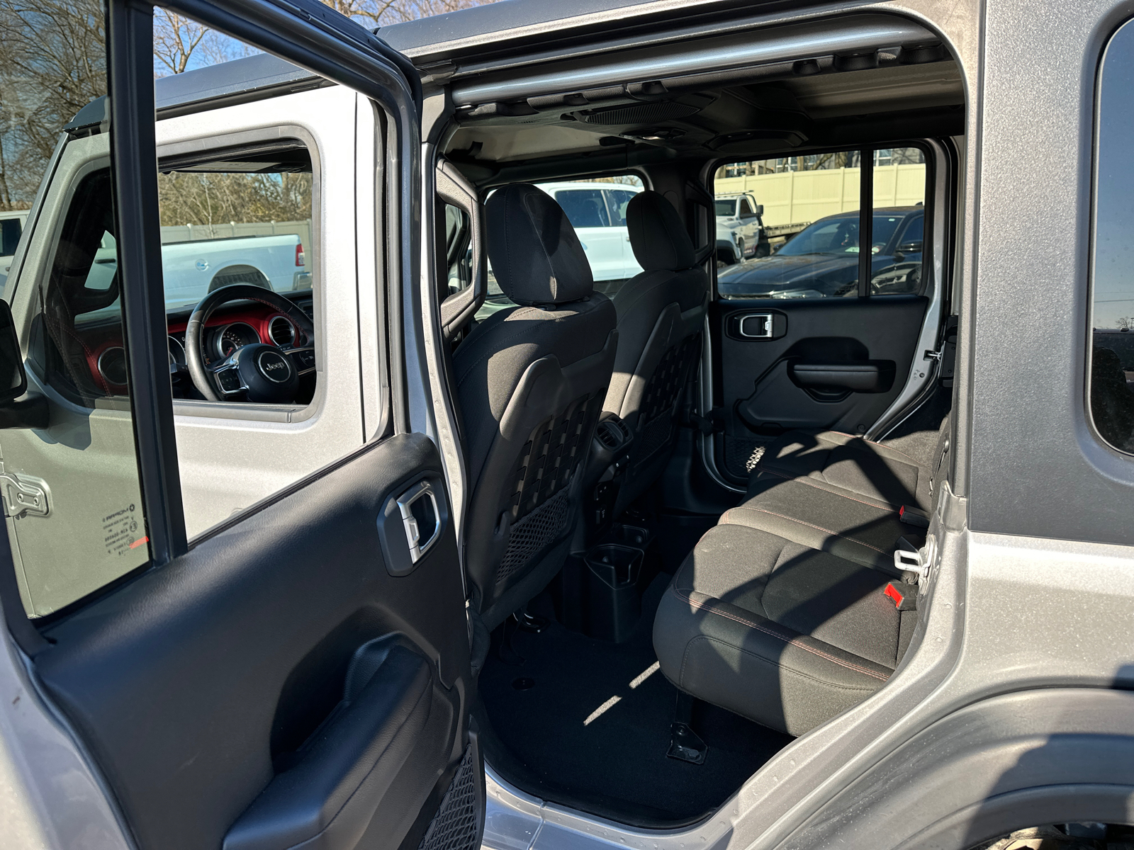 2018 Jeep Wrangler Unlimited Rubicon 12