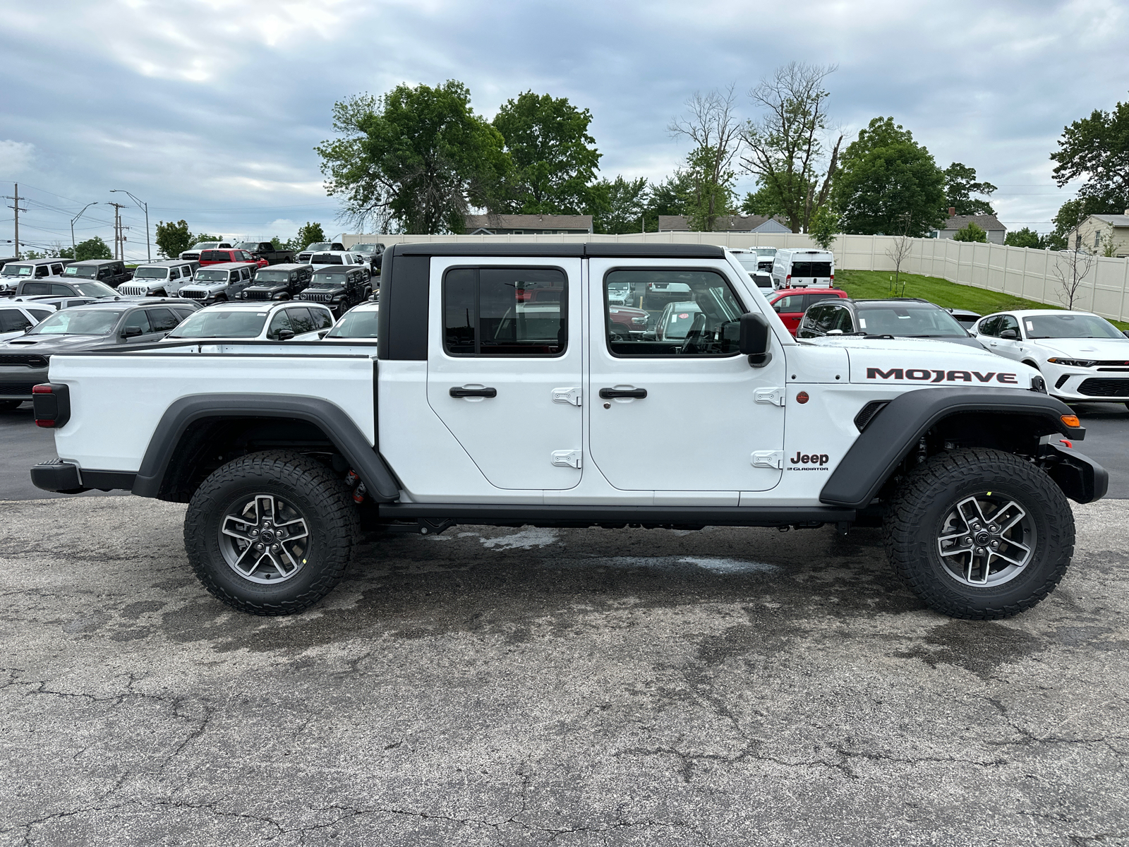 2024 Jeep Gladiator Mojave 4