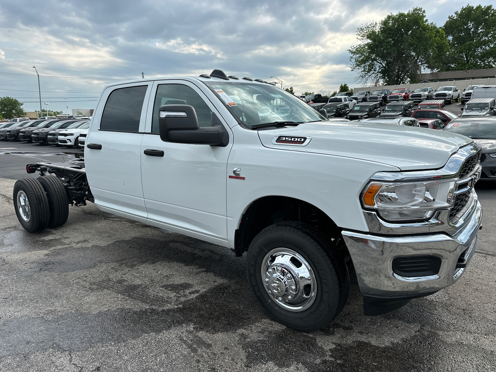 2024 Ram 3500 Tradesman 3