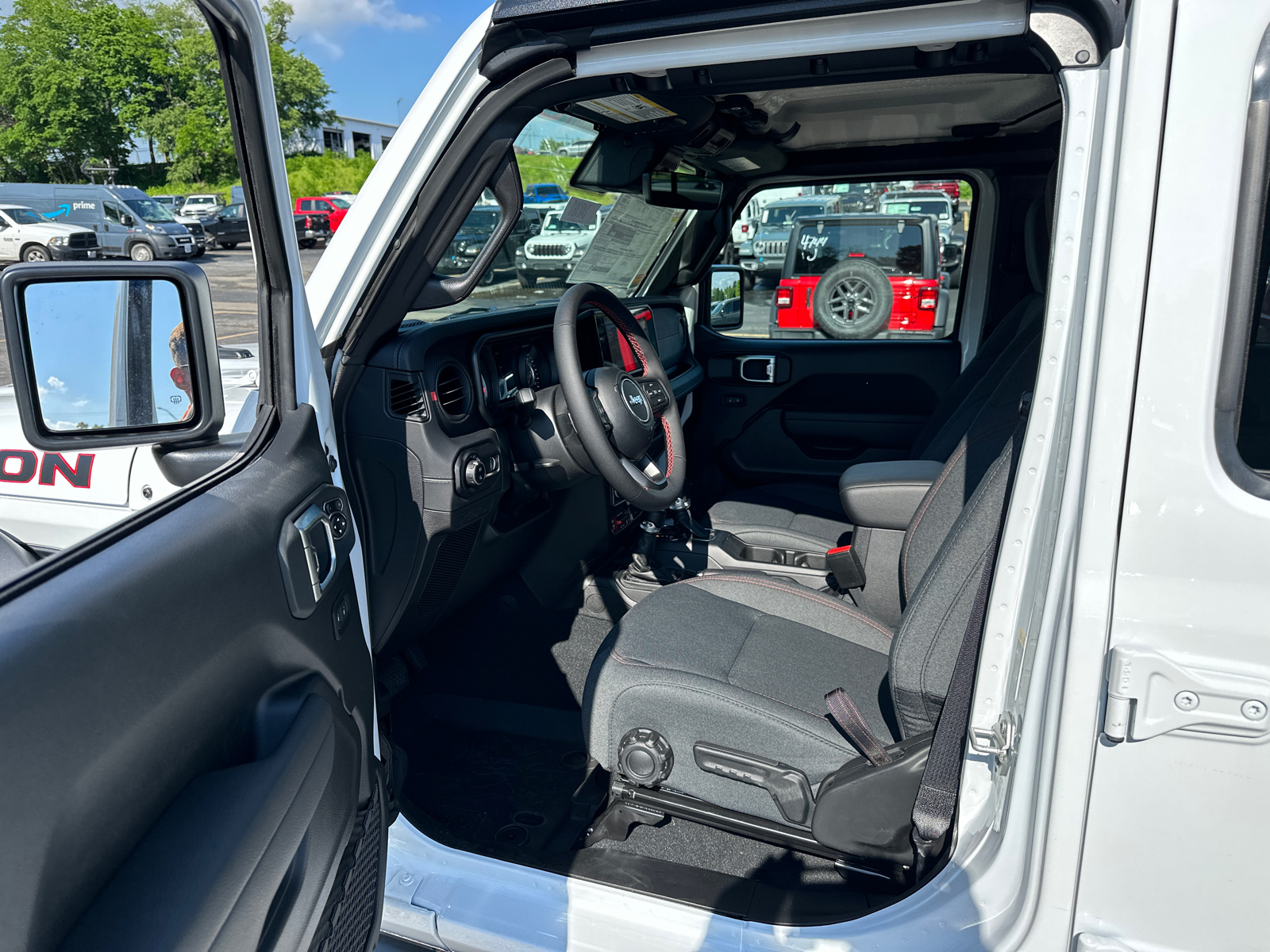 2024 Jeep Gladiator Rubicon 33