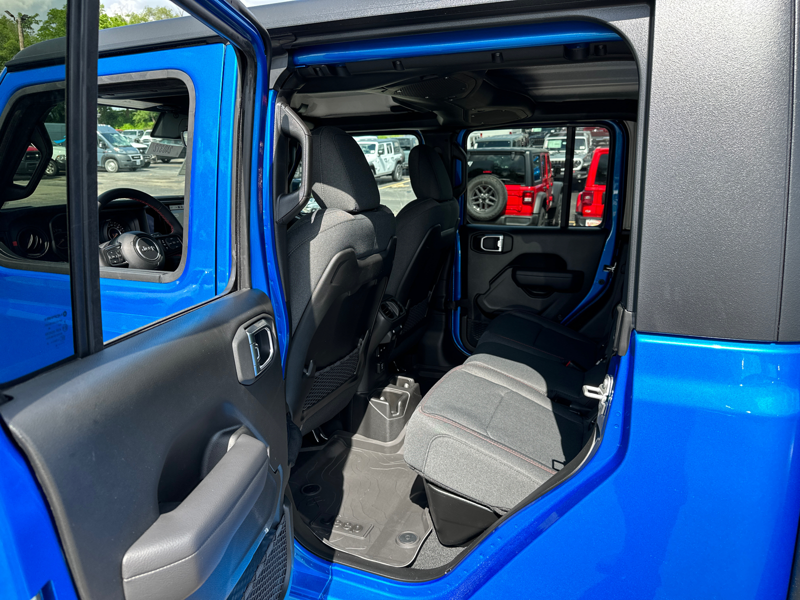 2024 Jeep Gladiator Rubicon 10