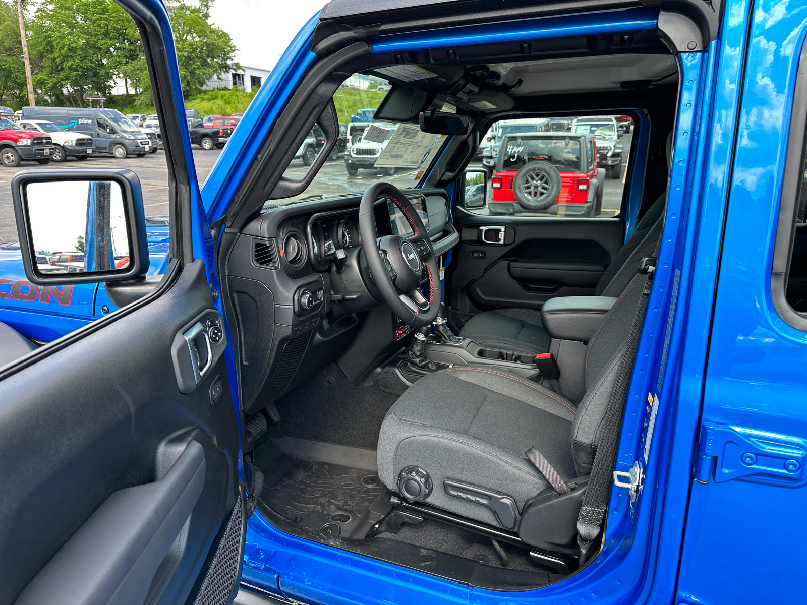 2024 Jeep Gladiator Rubicon 33