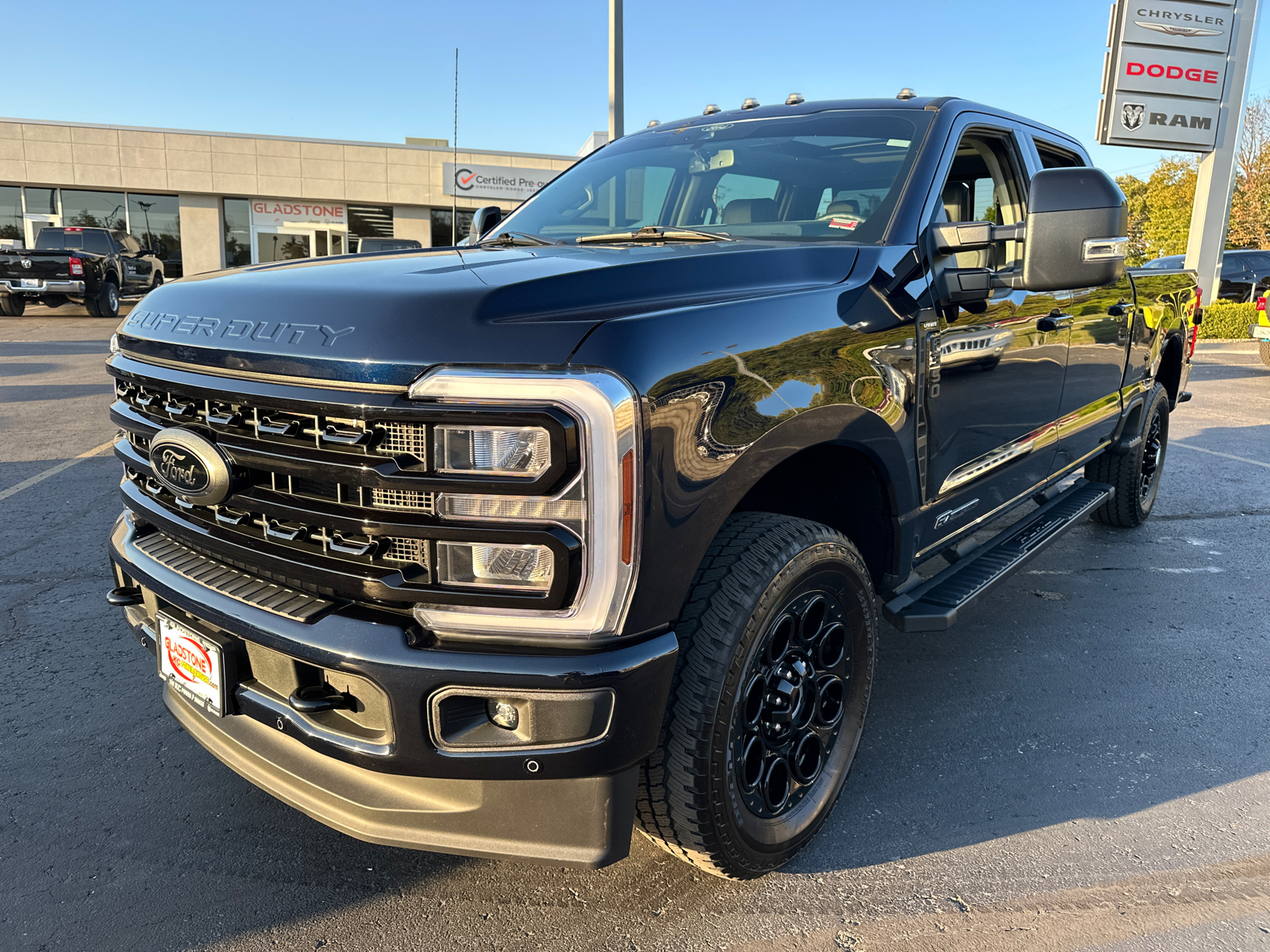 2024 Ford F-350SD Lariat 2