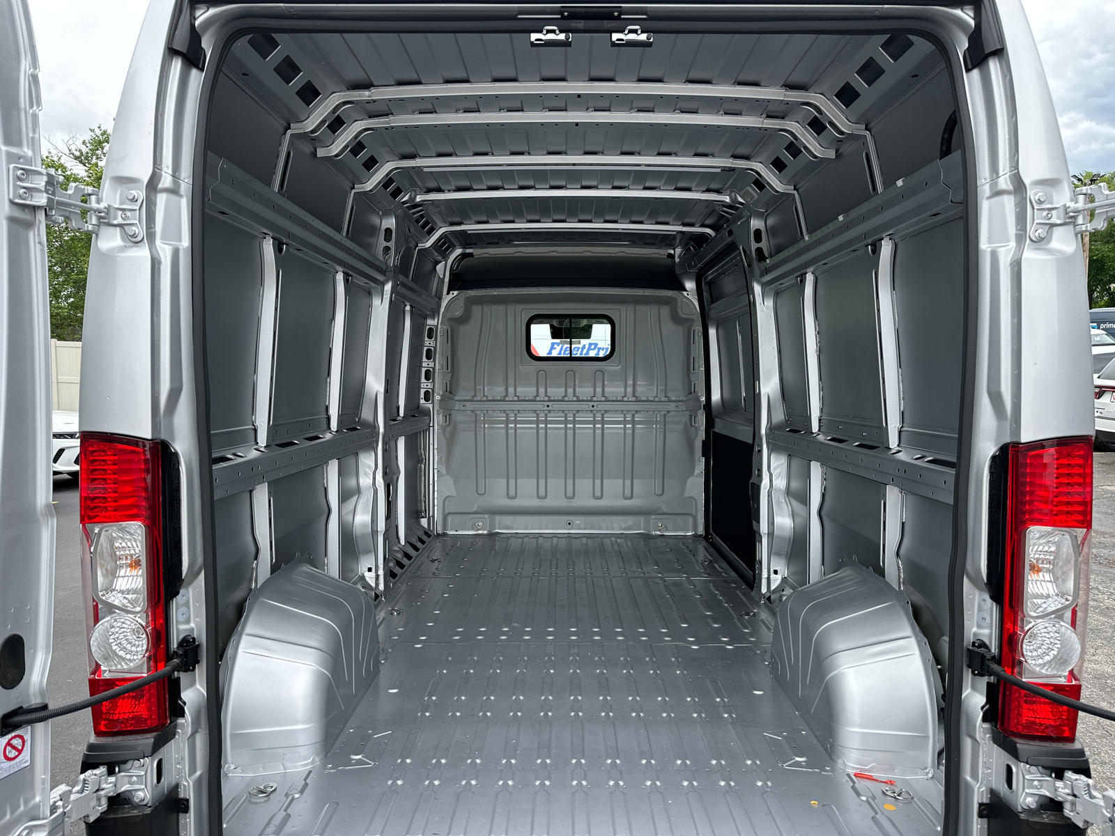 2024 Ram ProMaster 2500 High Roof 9