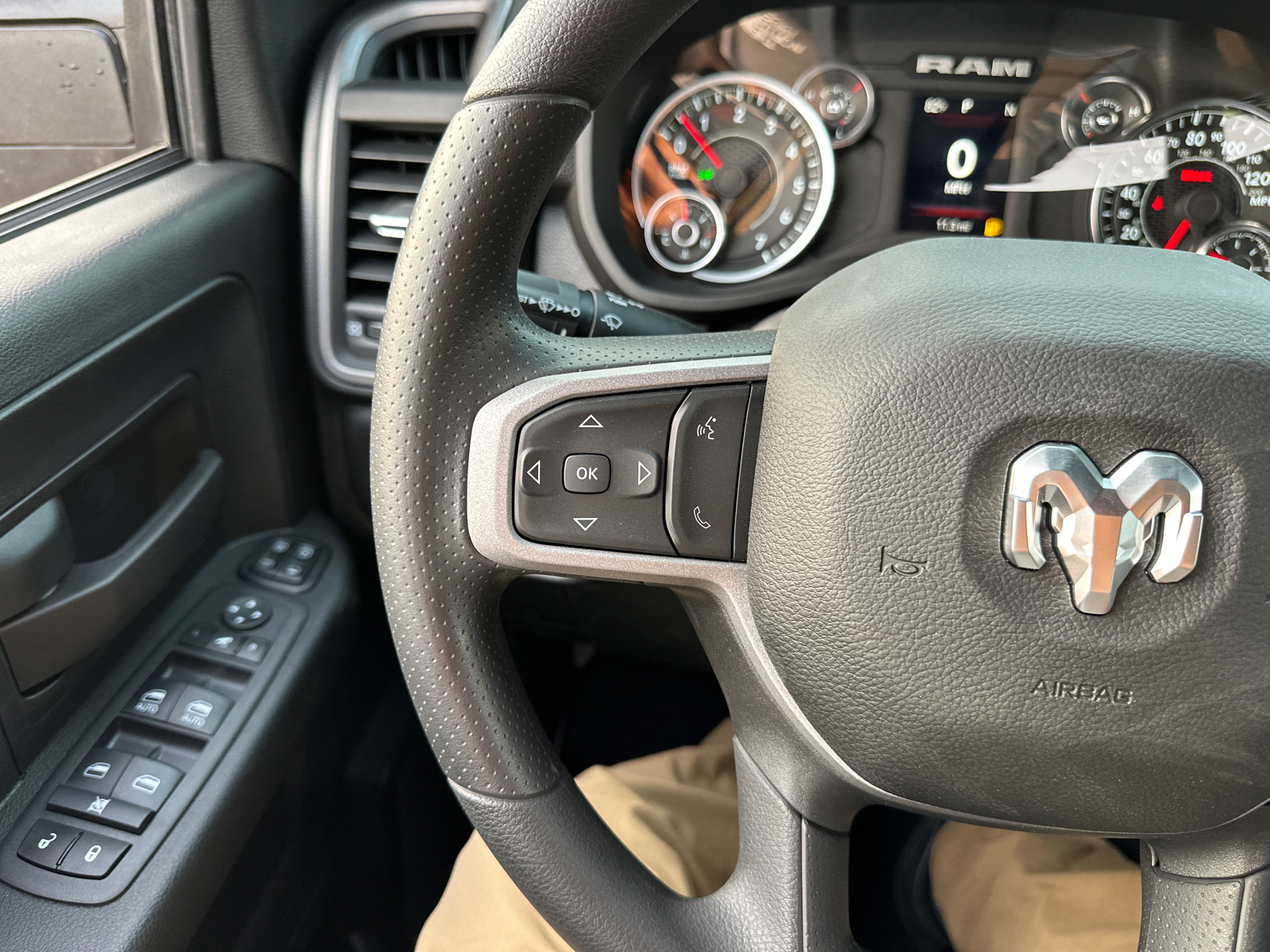 2024 Ram 2500 Tradesman 37