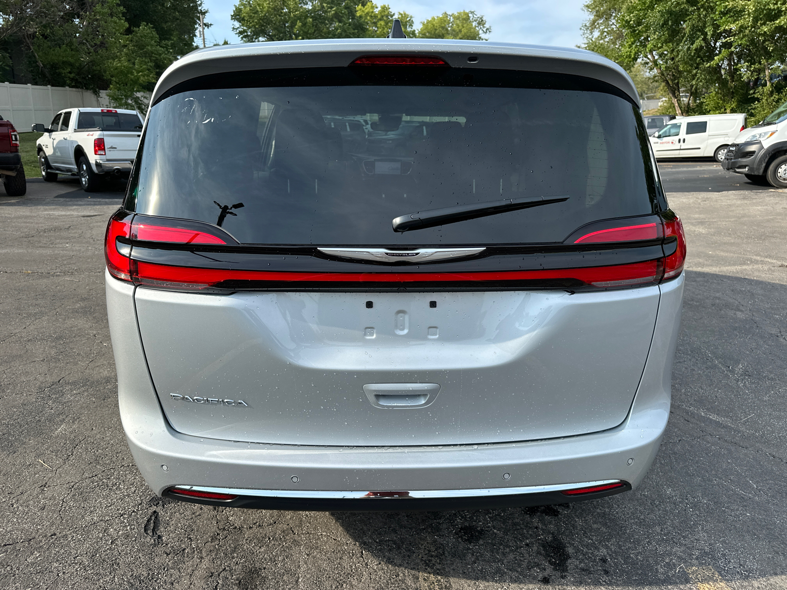 2024 Chrysler Pacifica Touring L 7