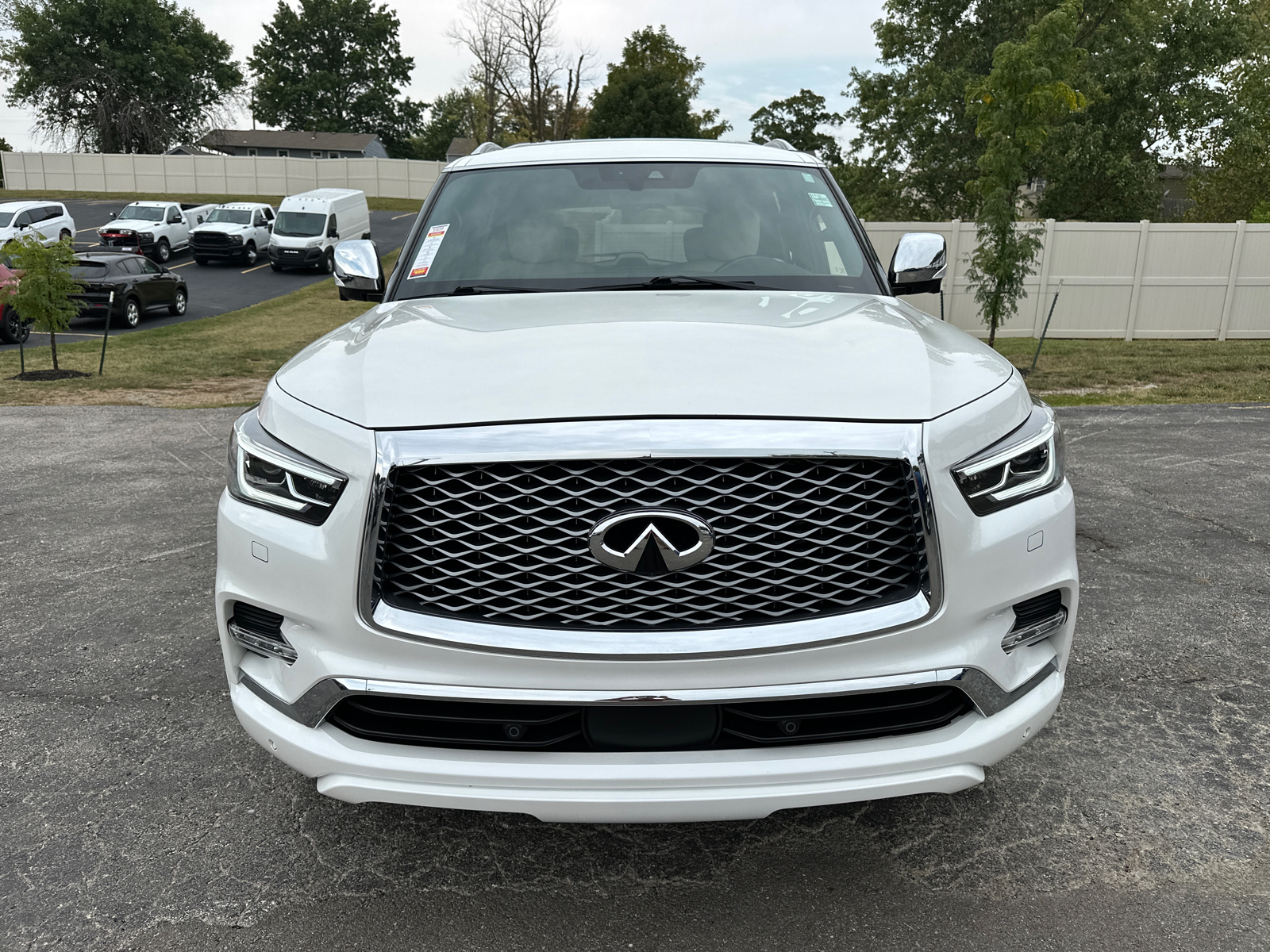 2021 INFINITI QX80 Sensory 3