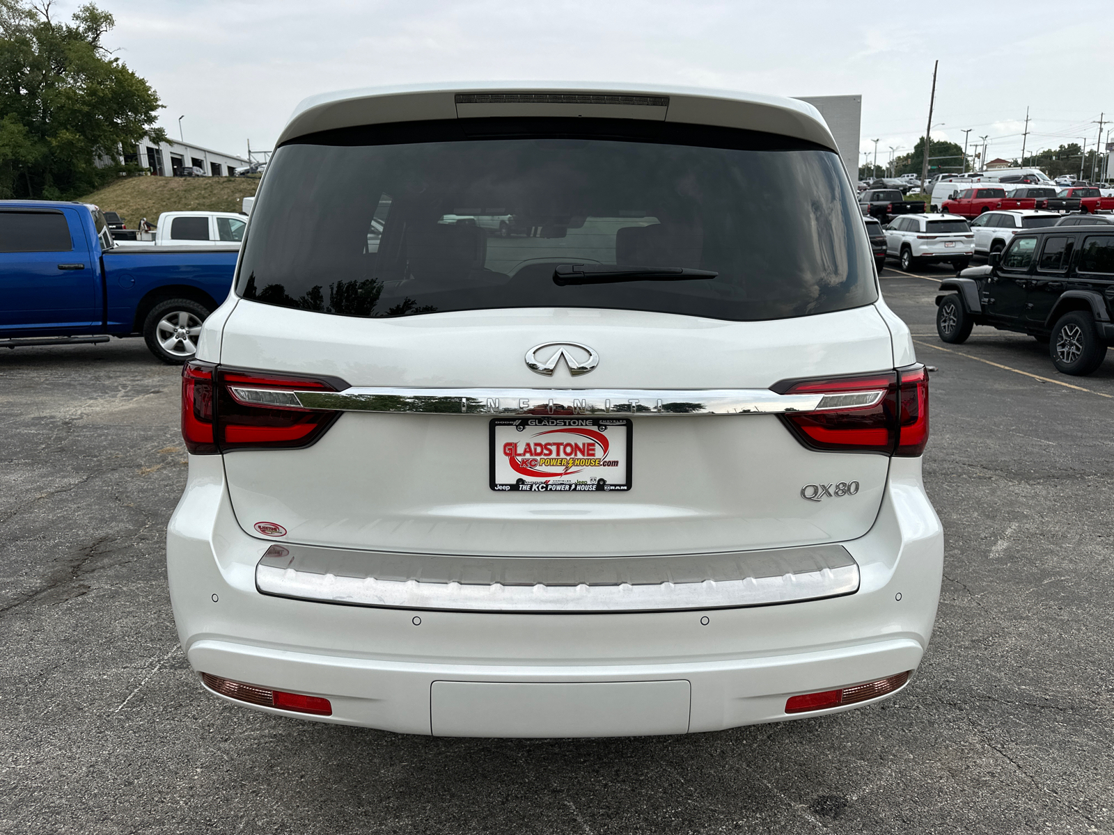 2021 INFINITI QX80 Sensory 7