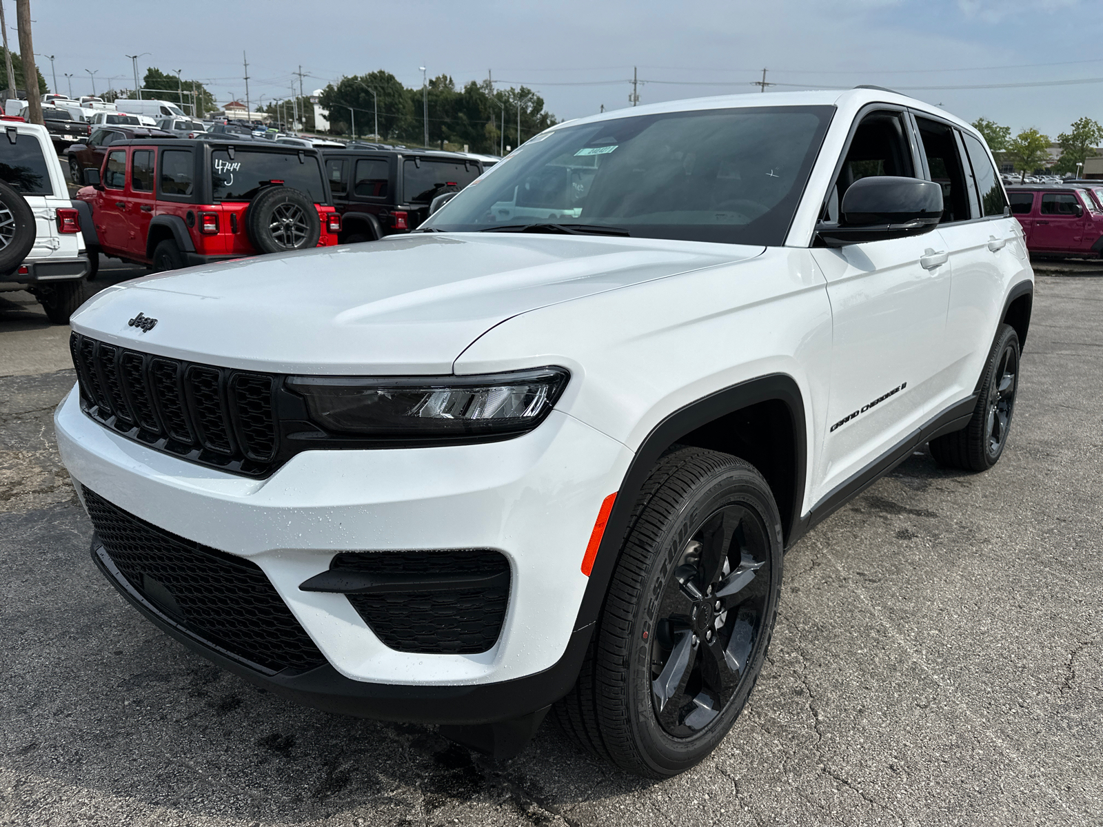 2024 Jeep Grand Cherokee Altitude X 2