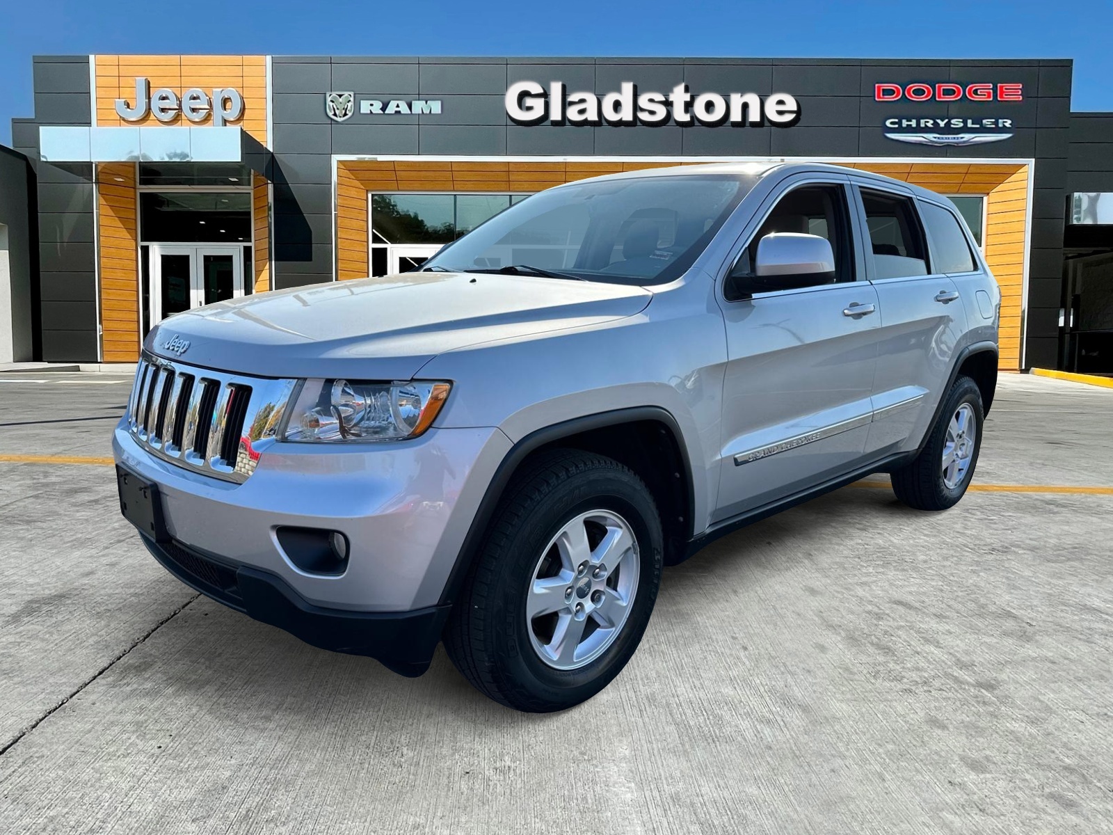 2012 Jeep Grand Cherokee Laredo 1