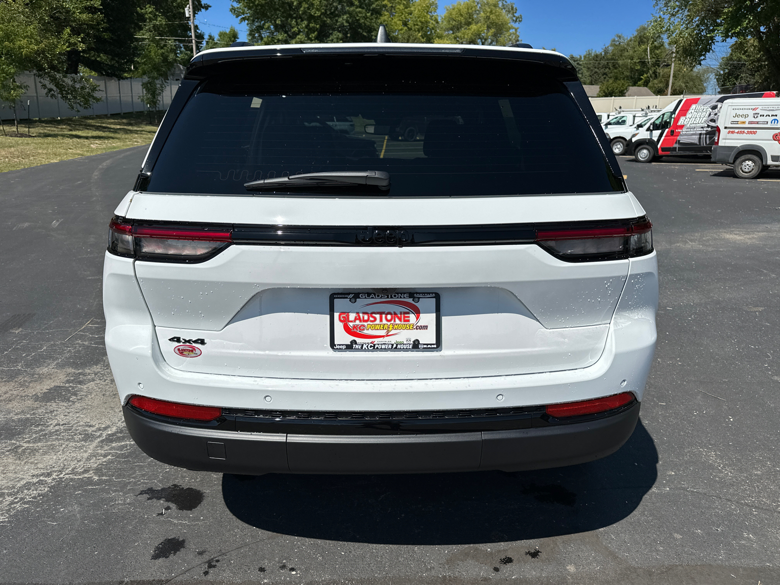 2024 Jeep Grand Cherokee Altitude 7