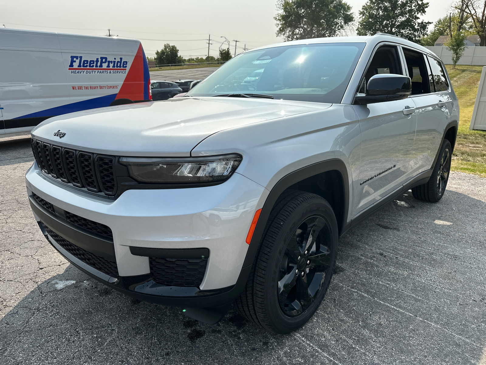 2024 Jeep Grand Cherokee L Altitude X 2