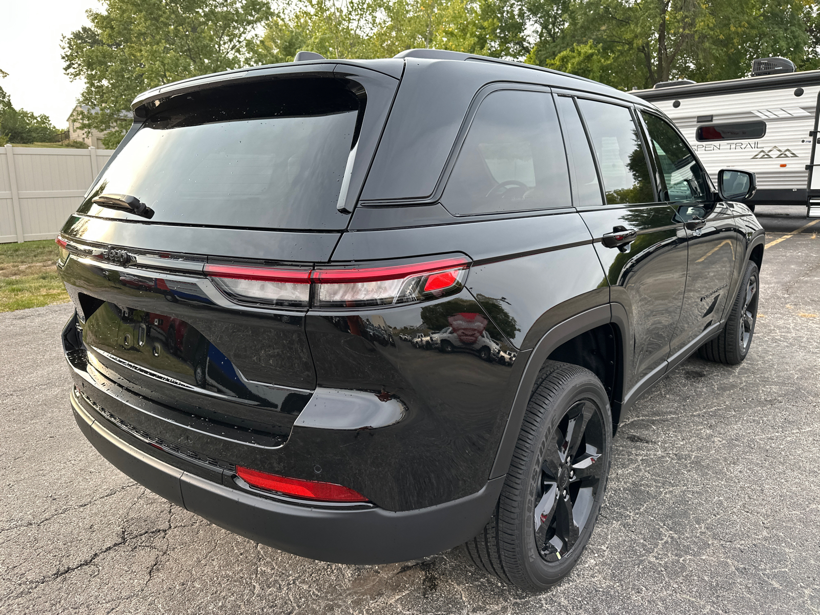 2024 Jeep Grand Cherokee Altitude 6