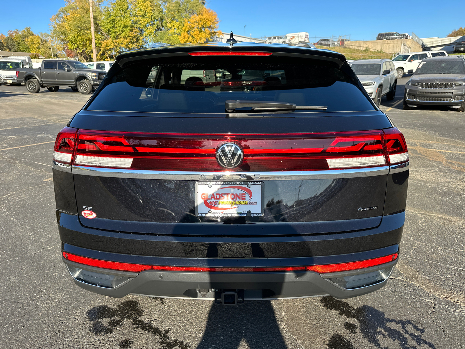 2024 Volkswagen Atlas Cross Sport 2.0T SE w/Technology 7