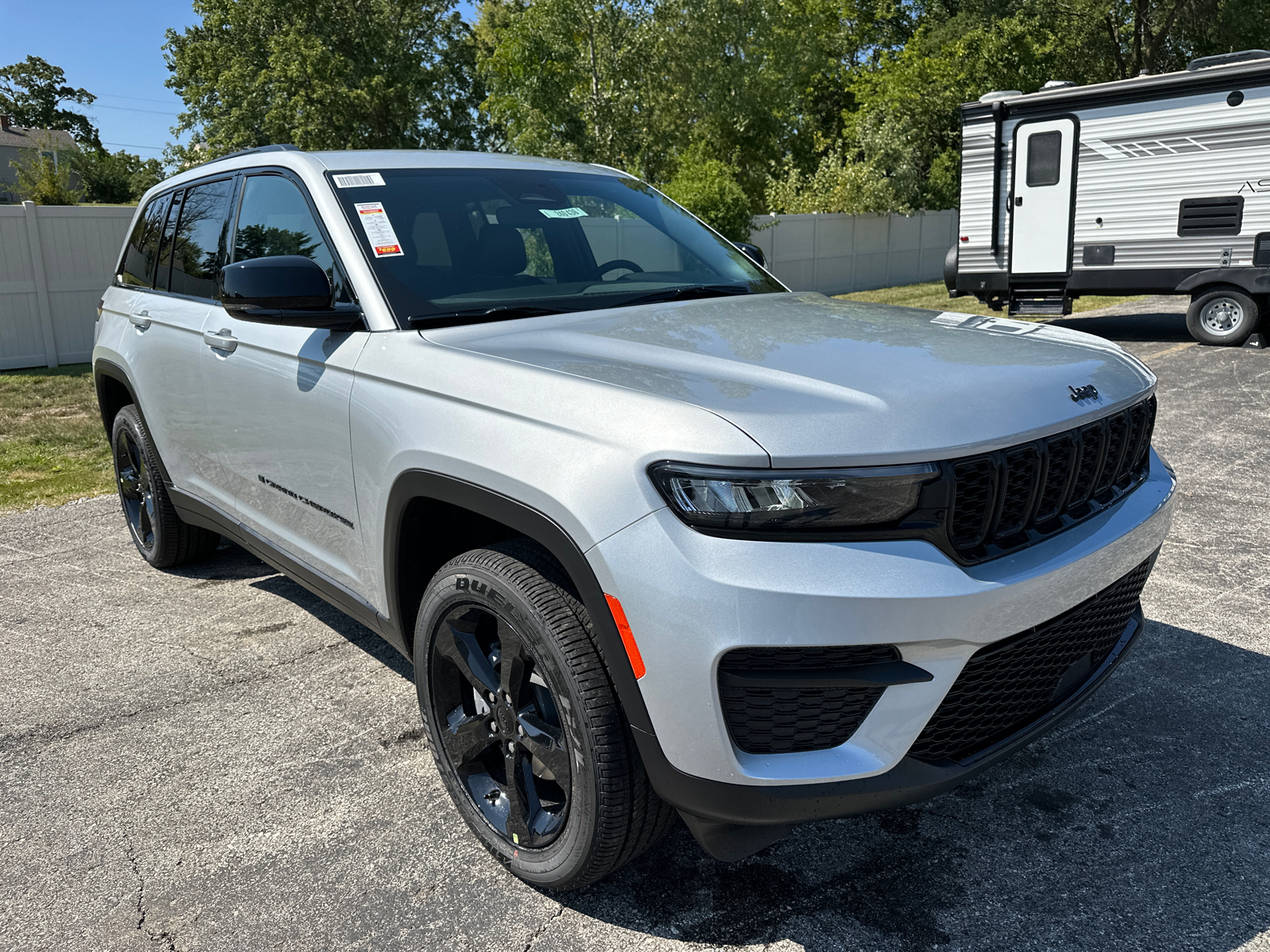 2024 Jeep Grand Cherokee Altitude 4