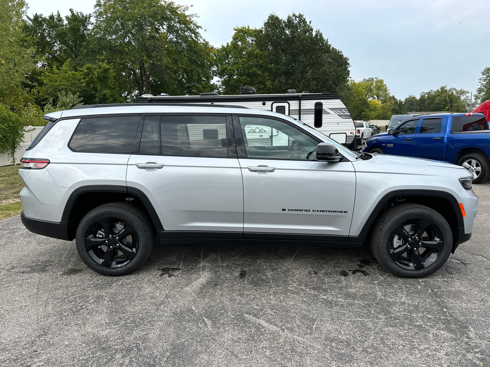 2024 Jeep Grand Cherokee L Limited 5