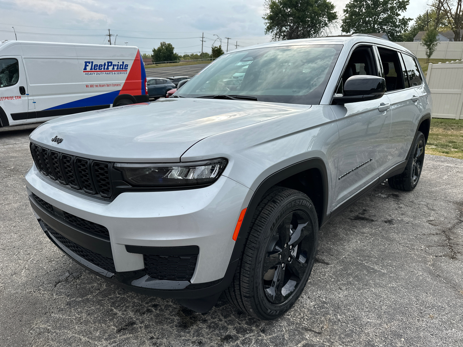 2024 Jeep Grand Cherokee L Altitude 2