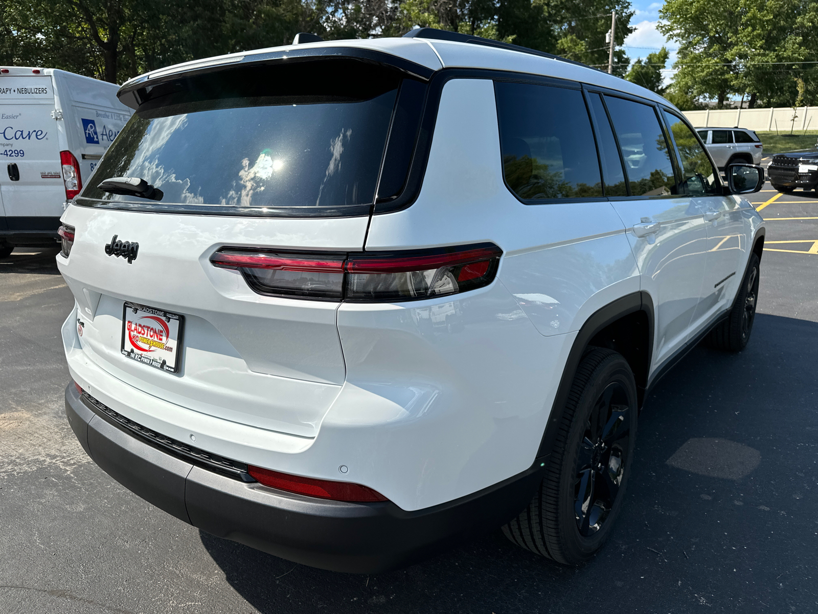 2024 Jeep Grand Cherokee L Altitude X 8