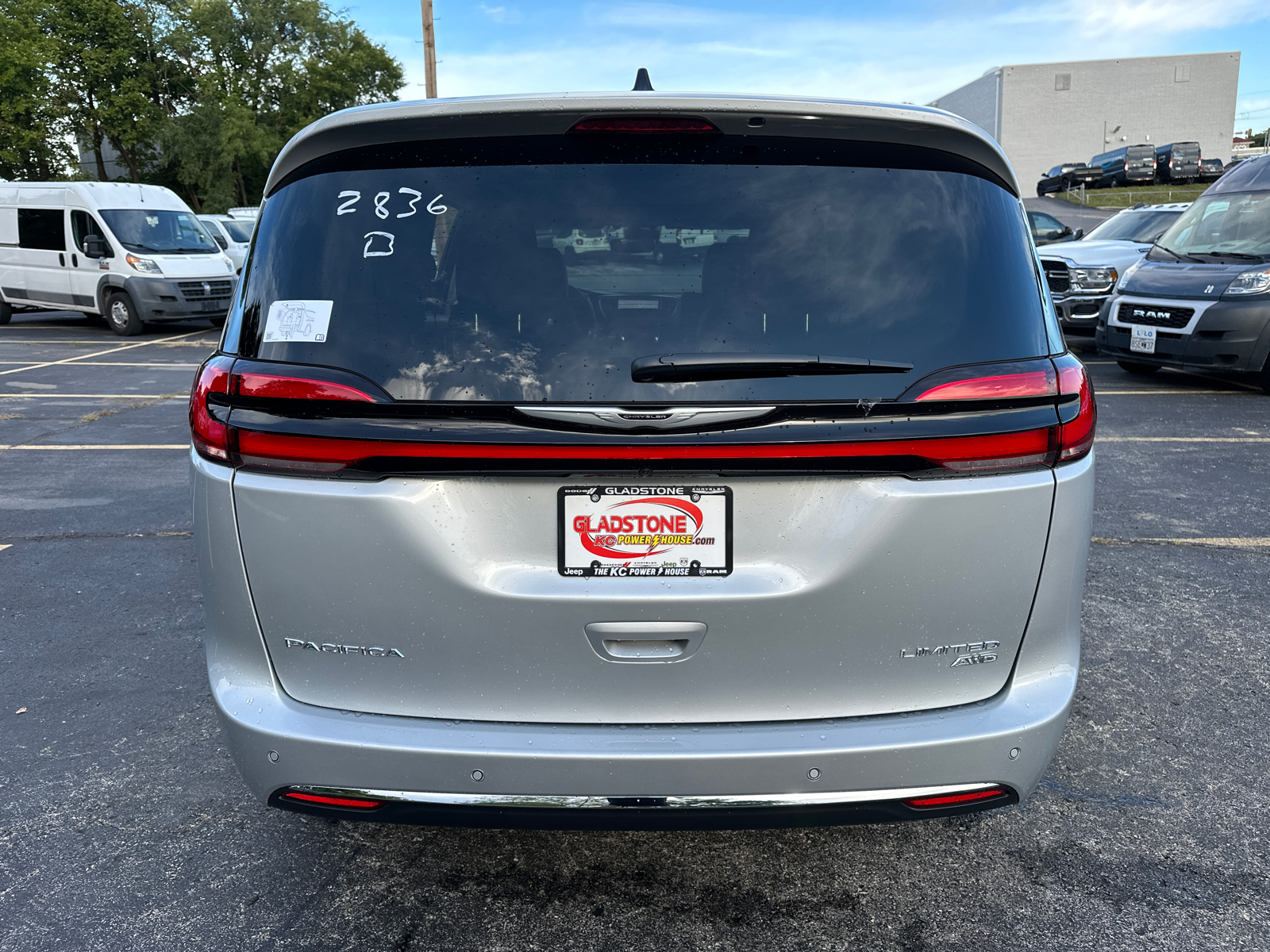 2024 Chrysler Pacifica Limited 7