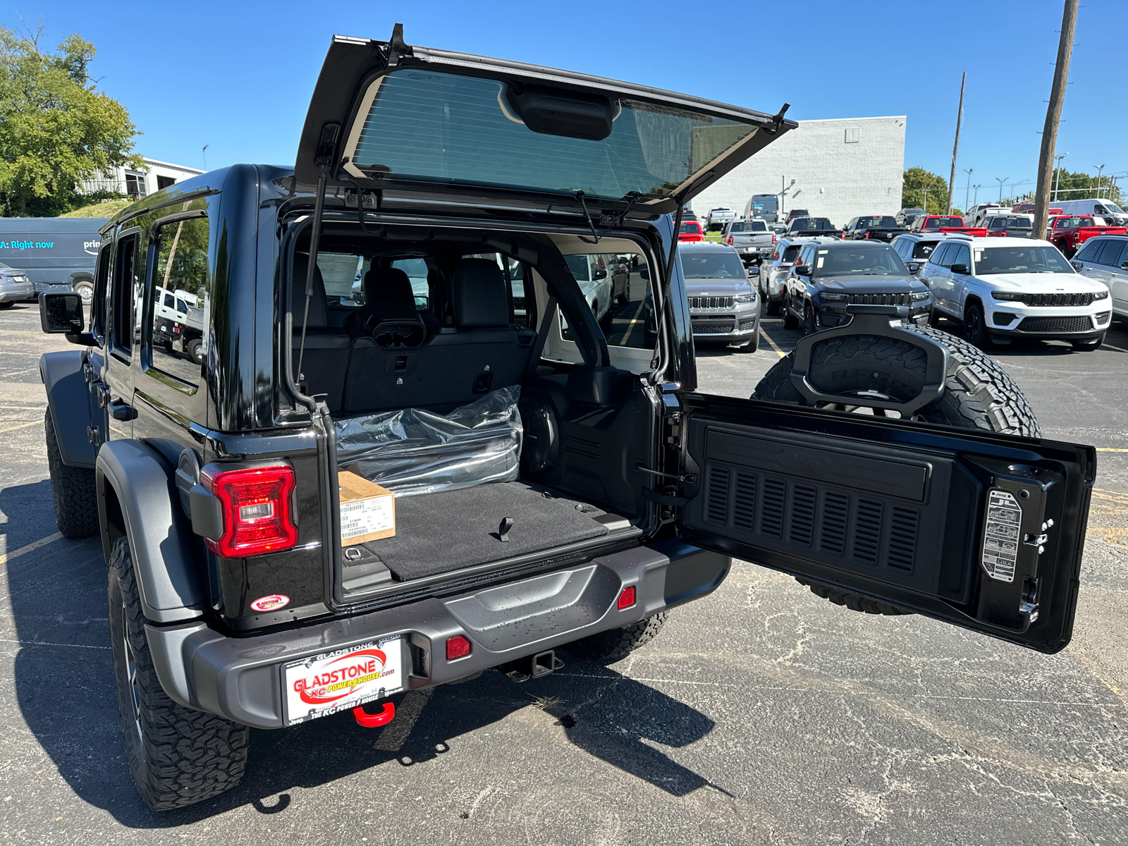 2024 Jeep Wrangler Rubicon 9