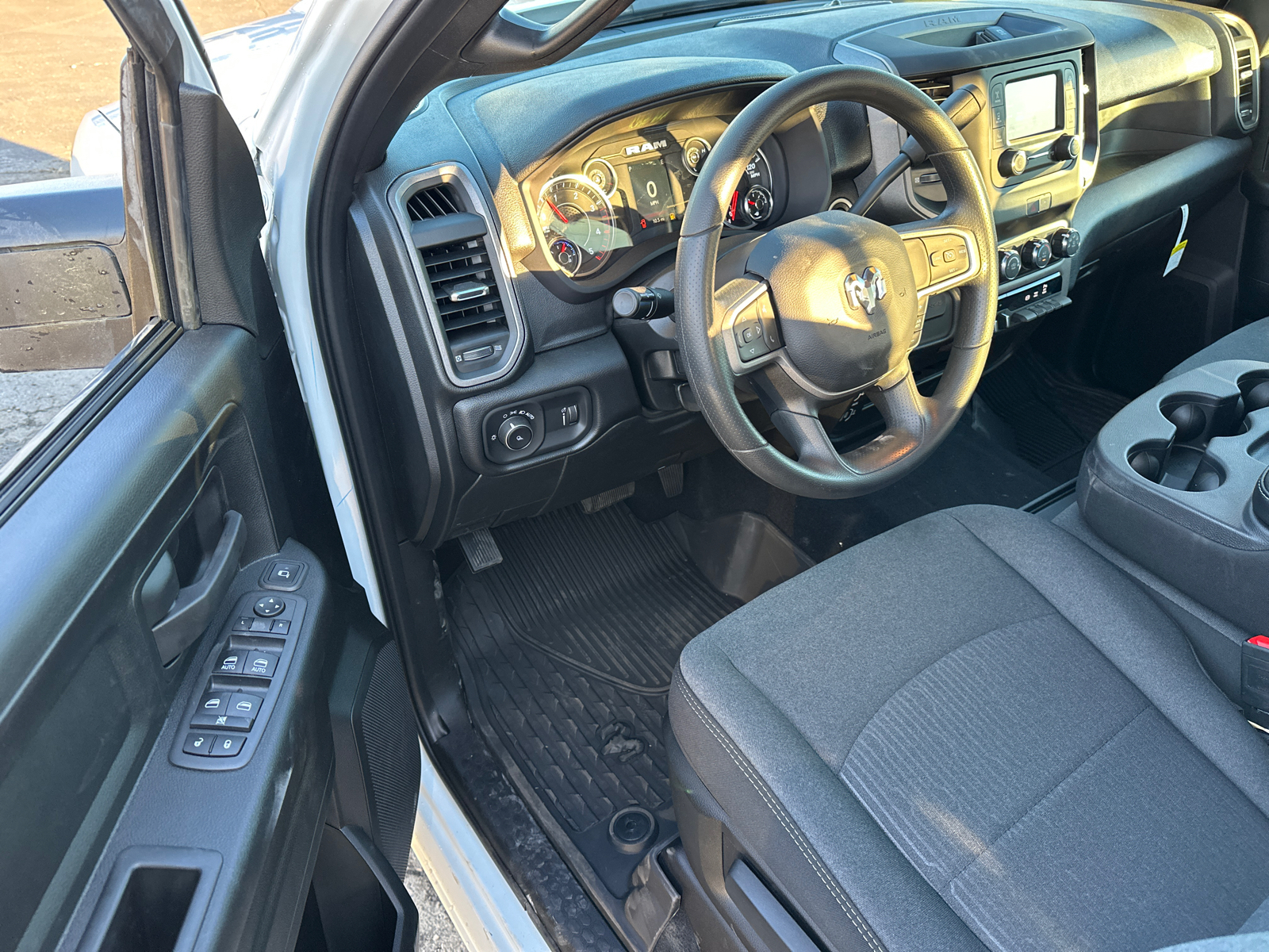 2024 Ram 2500 Tradesman 27