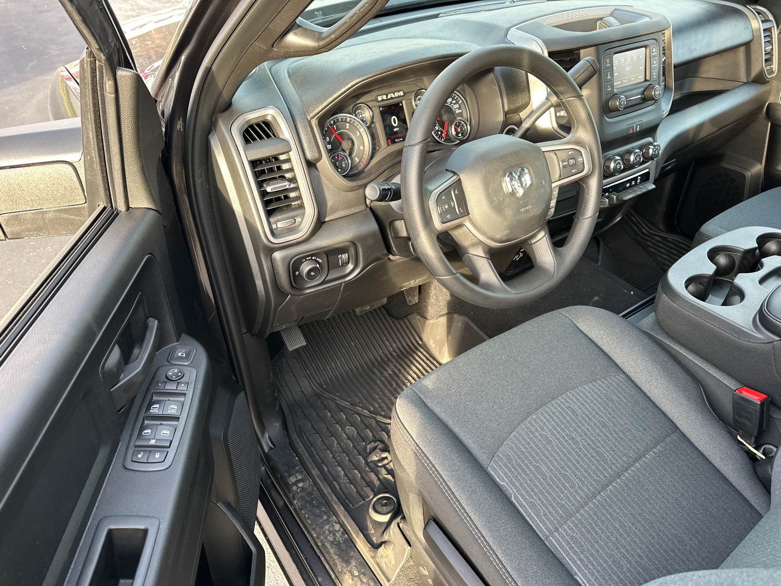 2024 Ram 2500 Tradesman 27