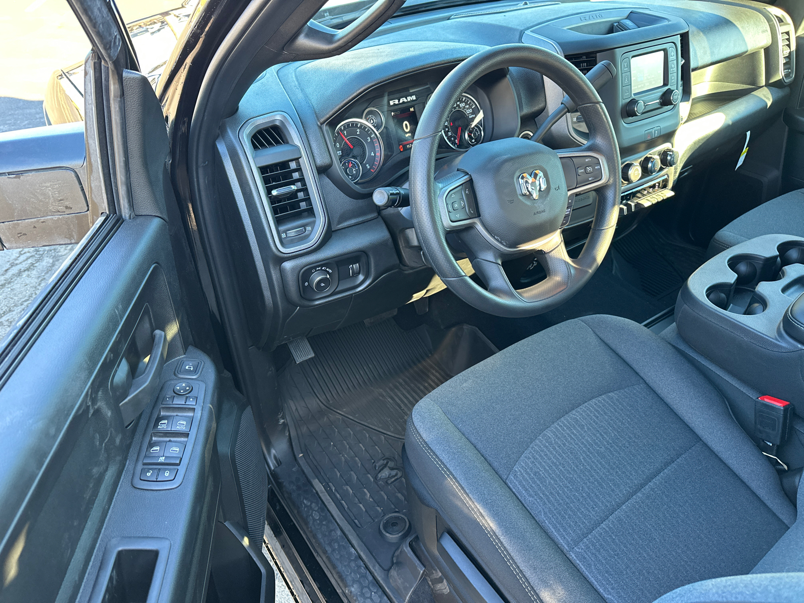 2024 Ram 2500 Tradesman 27