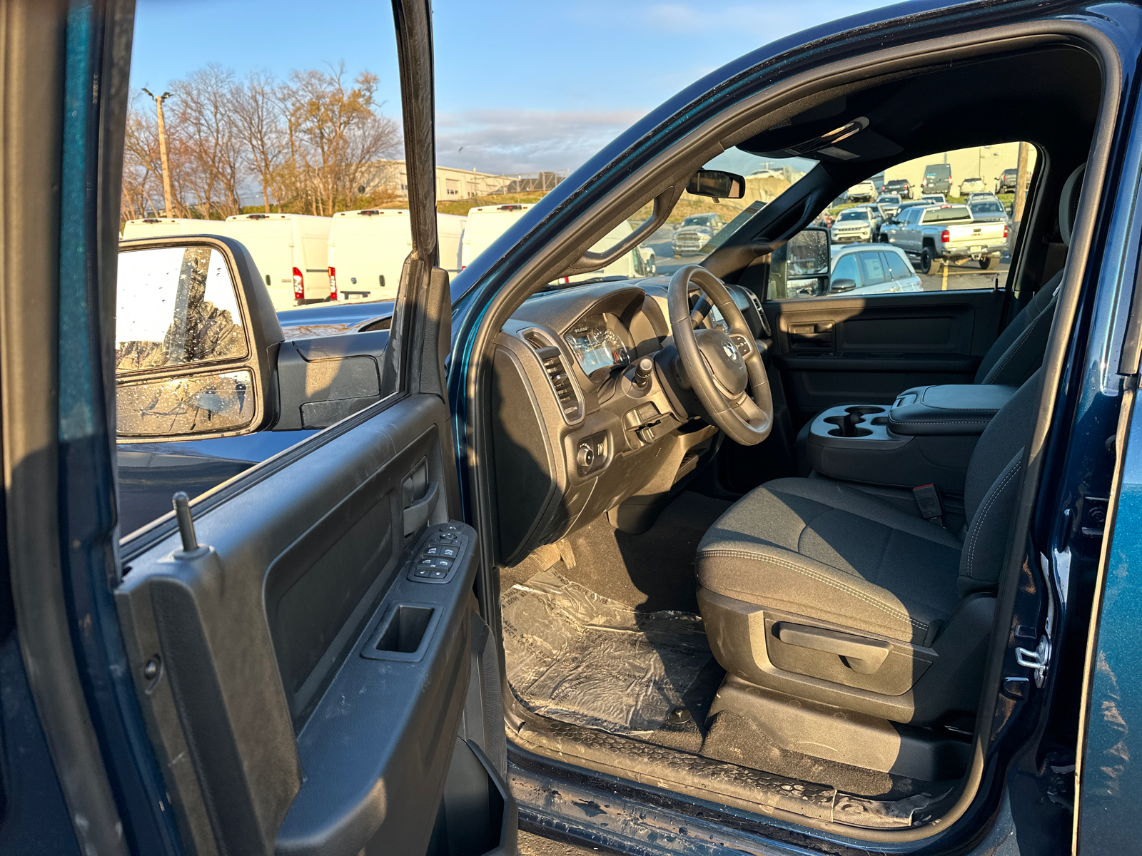 2024 Ram 2500 Tradesman 32