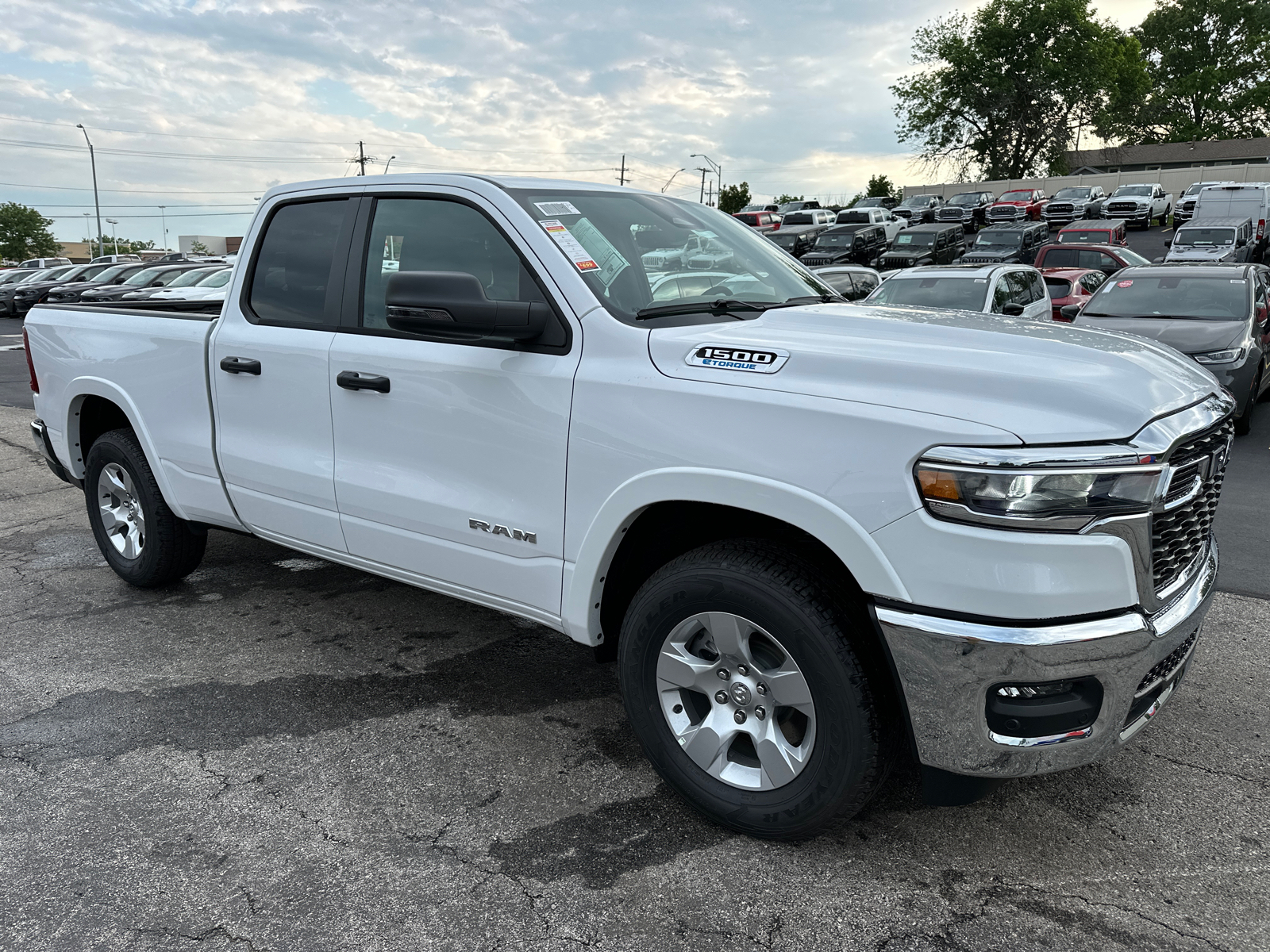 2025 Ram 1500 Big Horn/Lone Star 3